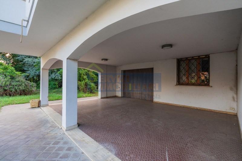 casa indipendente in vendita a Rovigo in zona Commenda