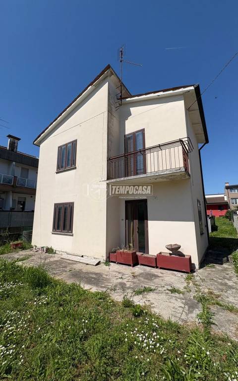 appartamento in vendita a Rovigo in zona Tassina