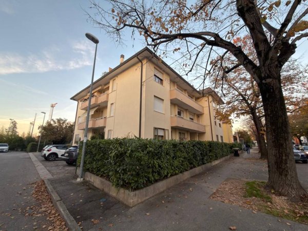 appartamento in vendita a Rovigo in zona Commenda