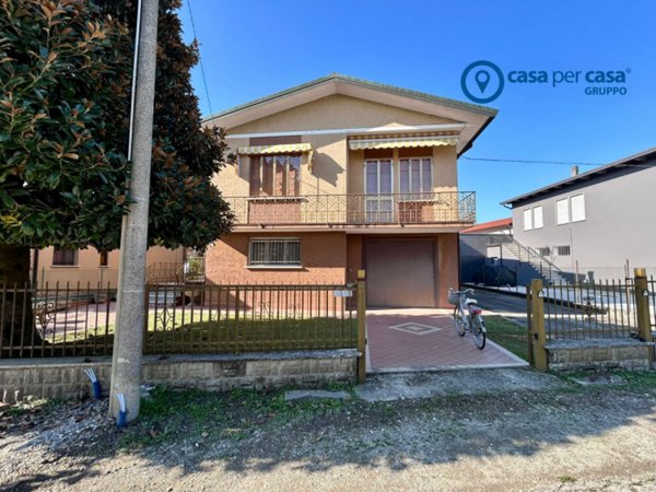 casa indipendente in vendita a Rovigo in zona Grignano Polesine