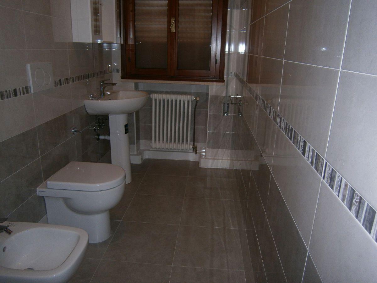 appartamento in vendita a Rovigo in zona Commenda