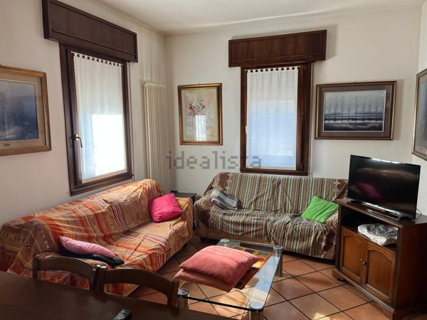 casa indipendente in vendita a Rovigo in zona Centro Storico