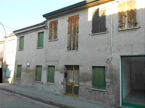 casa indipendente in vendita a Rovigo in zona Sant'Apollinare