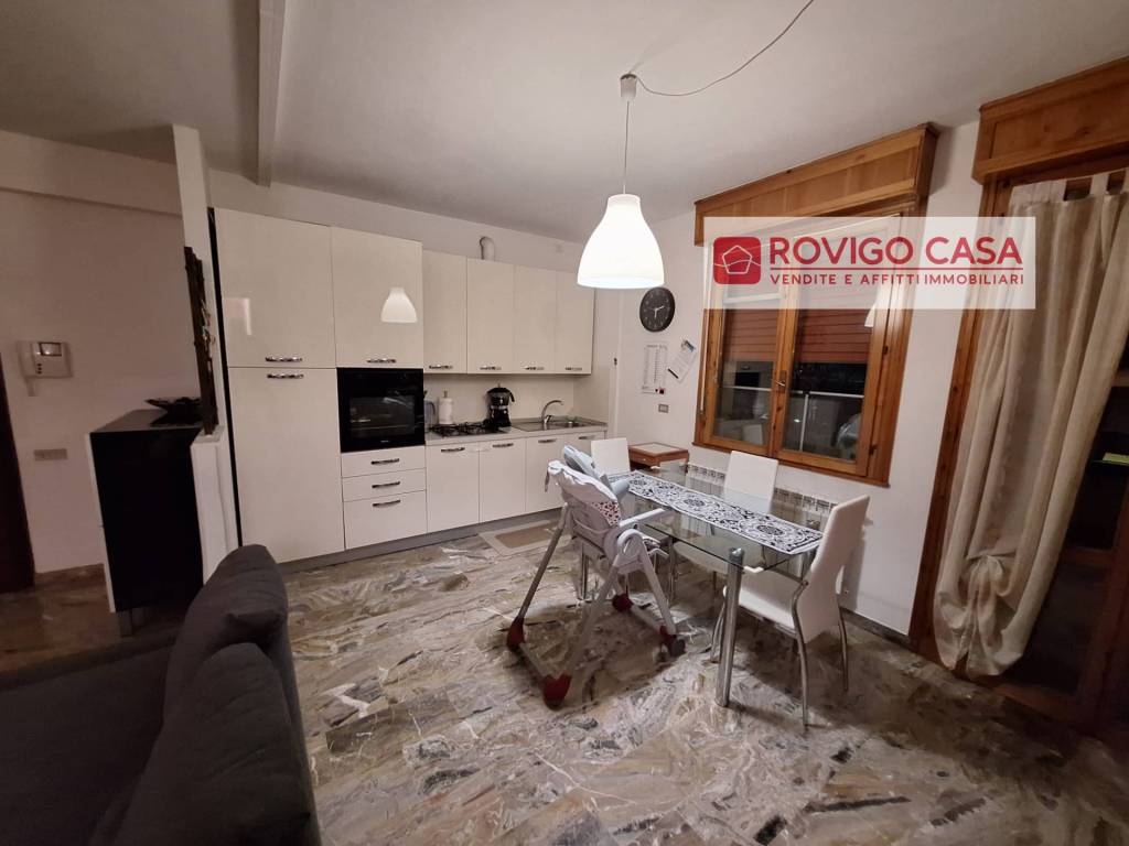 appartamento in vendita a Rovigo in zona Commenda