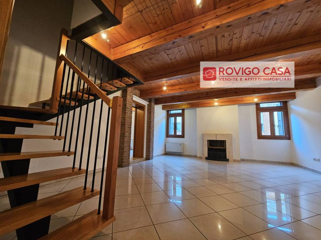 appartamento in vendita a Rovigo in zona Centro Storico