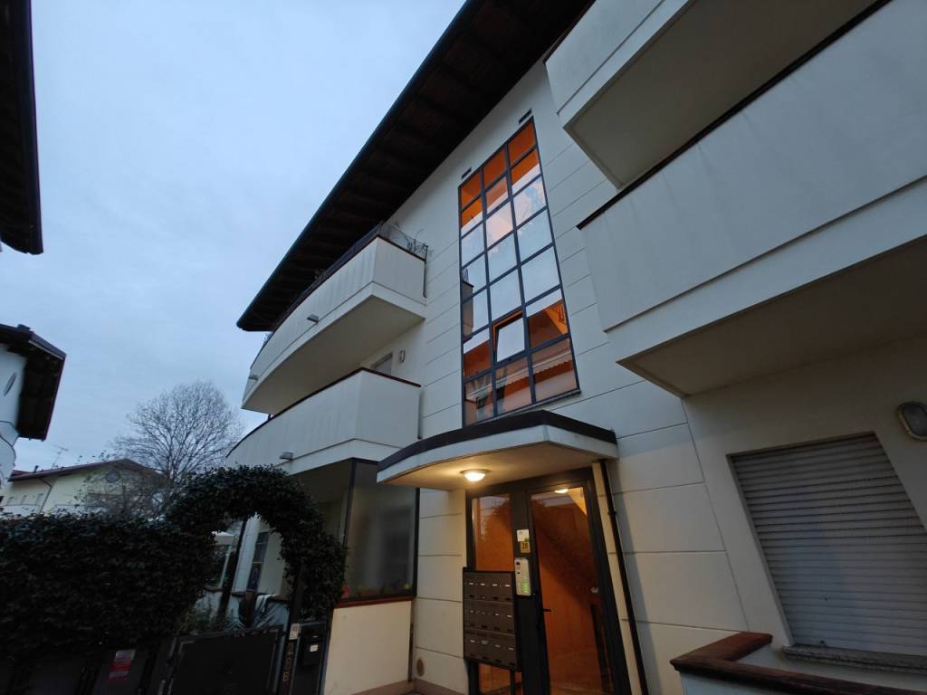 ufficio in vendita a Rovigo in zona Commenda