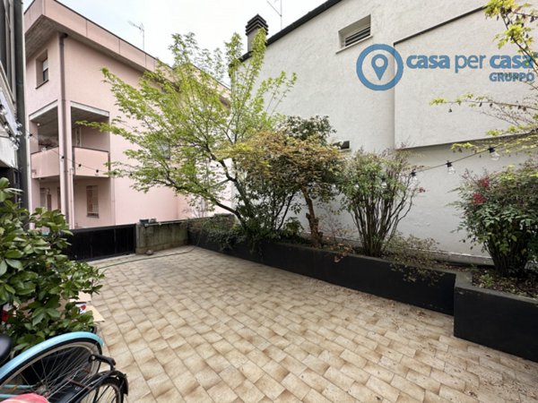 negozio in vendita a Rovigo