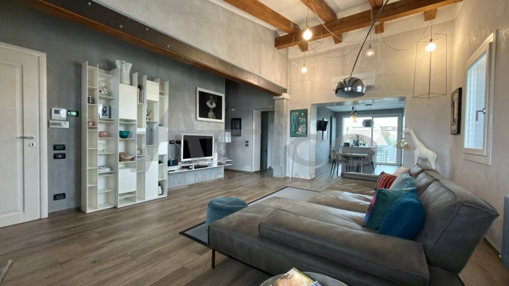 casa indipendente in vendita a Rovigo in zona Sarzano/Cantonazzo