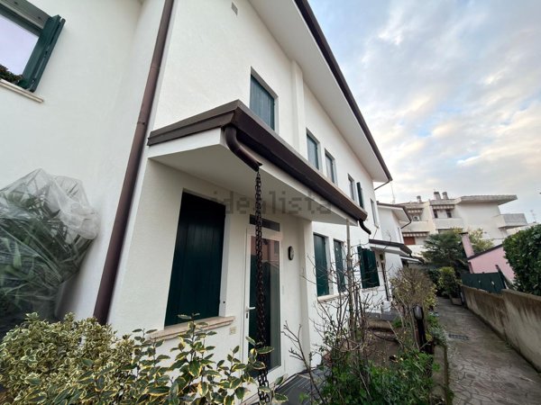 casa indipendente in vendita a Rovigo