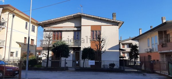 casa indipendente in vendita a Rovigo in zona Borsea