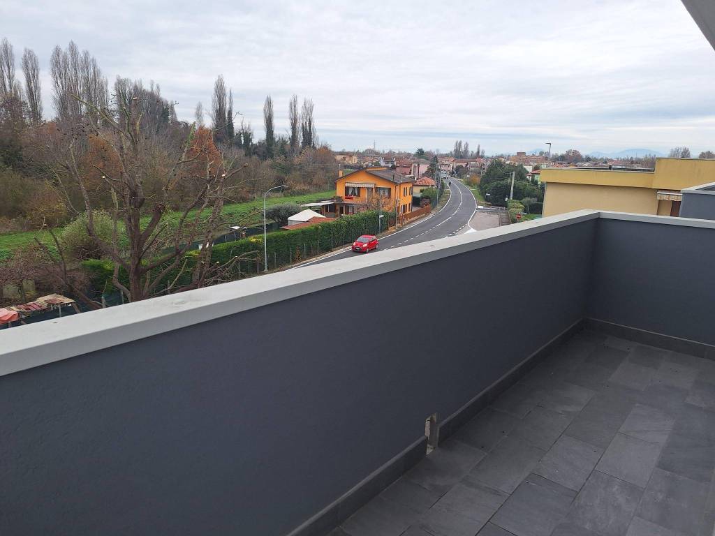 appartamento in vendita a Rovigo in zona Concadirame