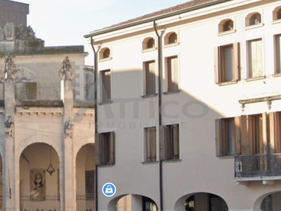 ufficio in vendita a Rovigo in zona Centro Storico