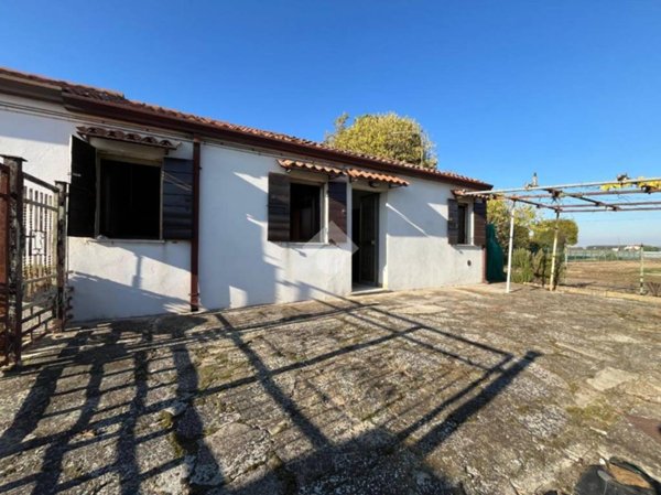 casa indipendente in vendita a Rovigo in zona Boara Polesine