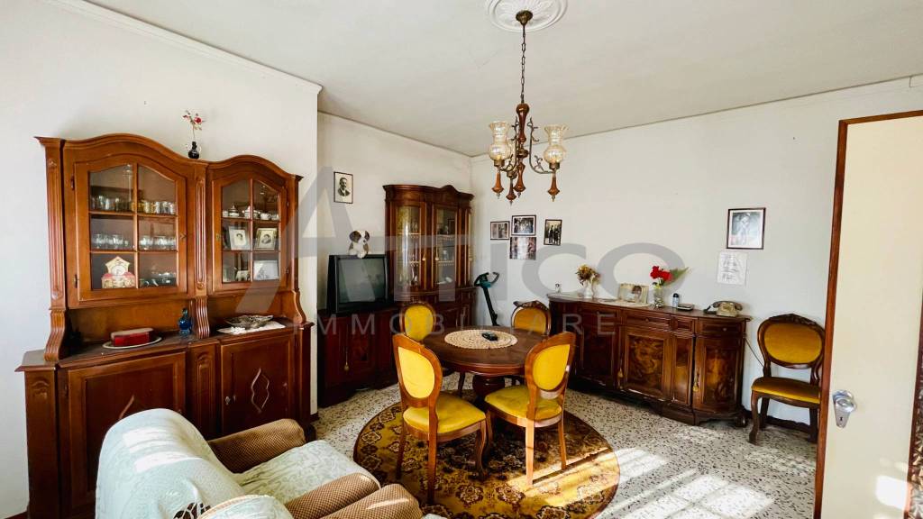 casa indipendente in vendita a Rovigo in zona Sarzano/Cantonazzo