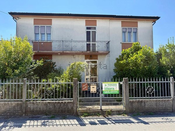 casa indipendente in vendita a Rovigo in zona San Pio X