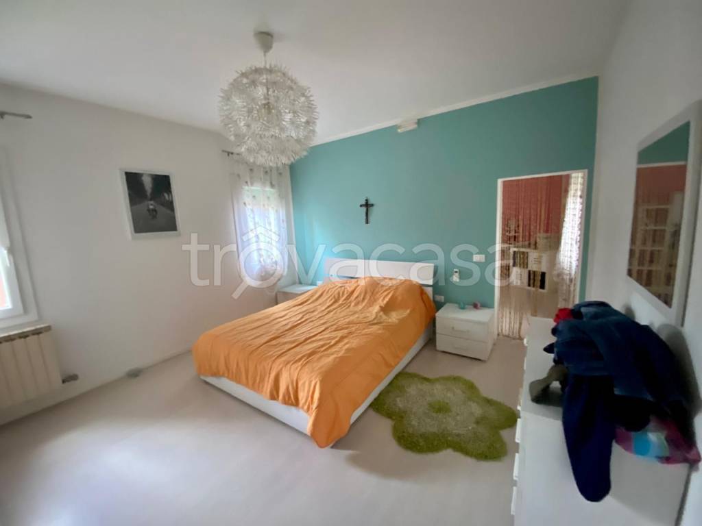 casa indipendente in vendita a Rovigo in zona Granzette