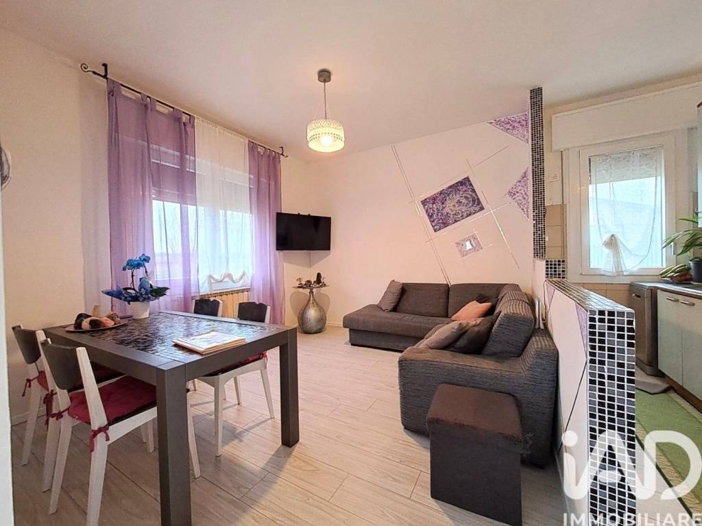 casa indipendente in vendita a Rovigo in zona Centro Storico