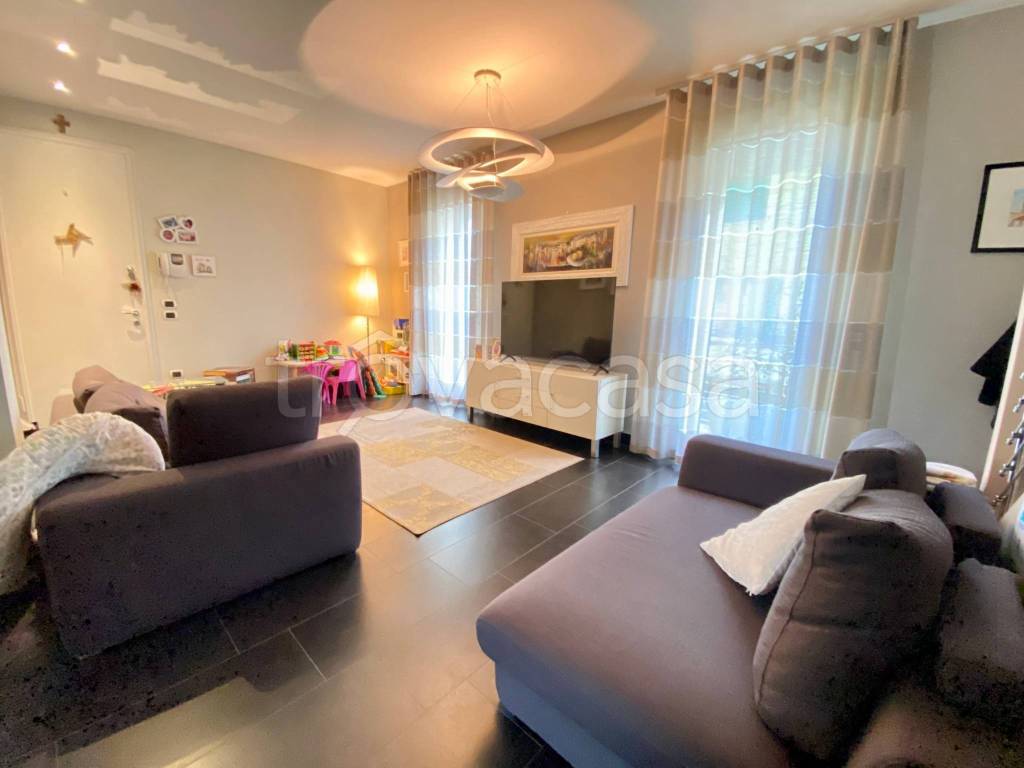 casa indipendente in vendita a Rovigo in zona Centro Storico