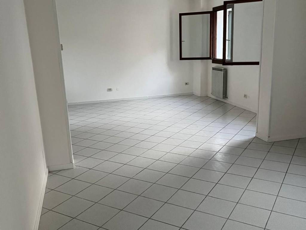 ufficio in vendita a Rovigo in zona Centro Storico