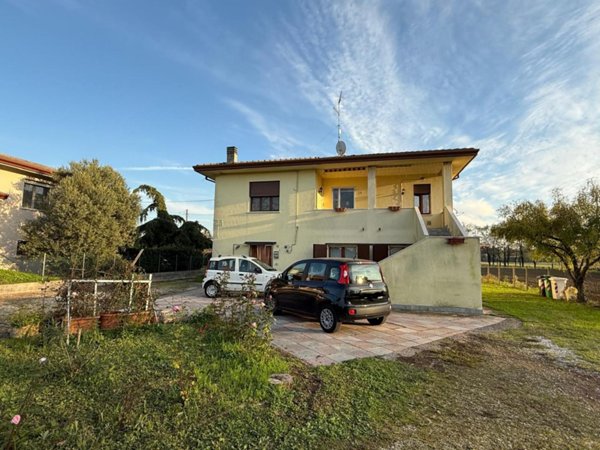 casa indipendente in vendita a Rovigo in zona Sarzano/Cantonazzo