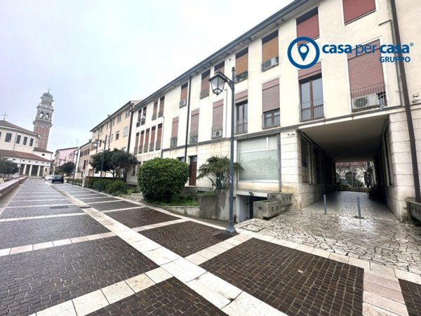 appartamento in vendita a Rovigo in zona Centro Storico