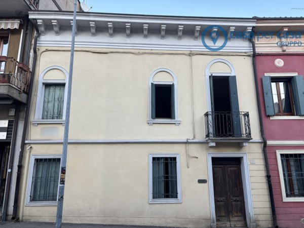 casa indipendente in vendita a Rovigo