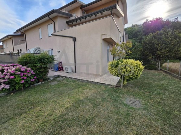 appartamento in vendita a Rovigo in zona Commenda