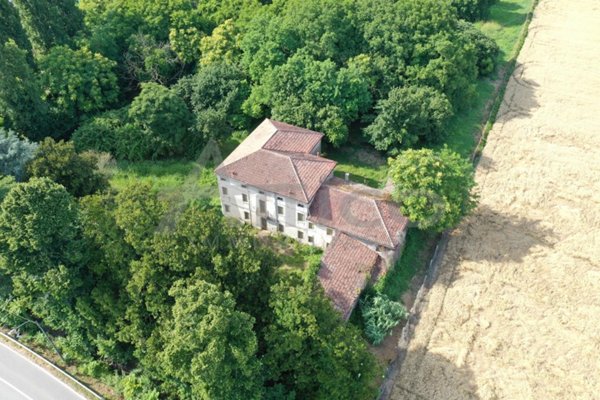 casa indipendente in vendita a Rovigo in zona Grignano Polesine