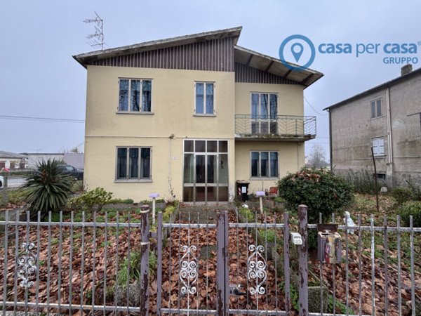 casa indipendente in vendita a Rovigo in zona Buso