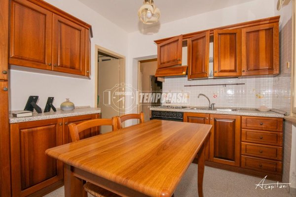 casa indipendente in vendita a Rovigo in zona Centro Storico