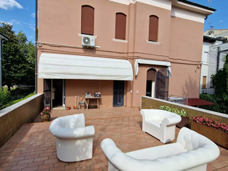 casa indipendente in vendita a Rovigo in zona Centro Storico