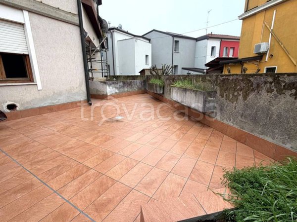 appartamento in vendita a Rovigo in zona Centro Storico