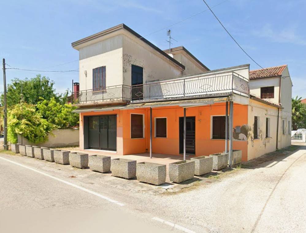 casa indipendente in vendita a Rovigo in zona Grignano Polesine