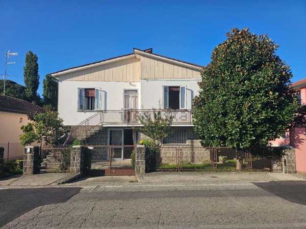 casa indipendente in vendita a Rovigo in zona Granzette
