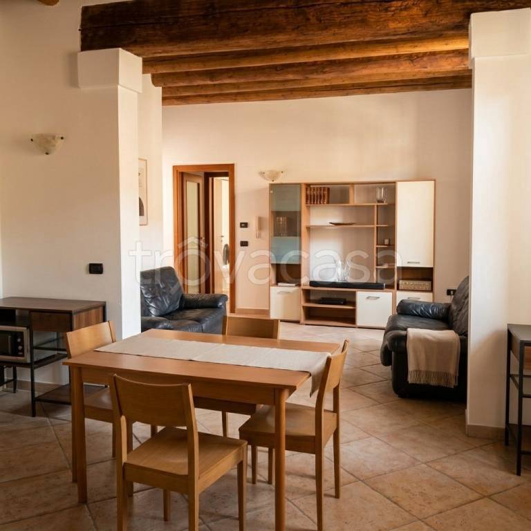 appartamento in vendita a Rovigo in zona Tassina