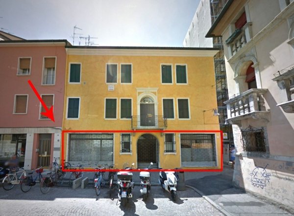negozio in vendita a Rovigo in zona Centro Storico