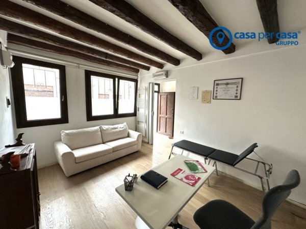 ufficio in vendita a Rovigo in zona Centro Storico