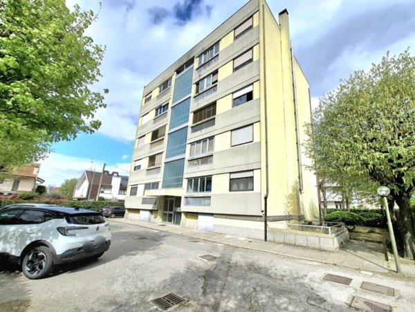 appartamento in vendita a Rovigo in zona Commenda
