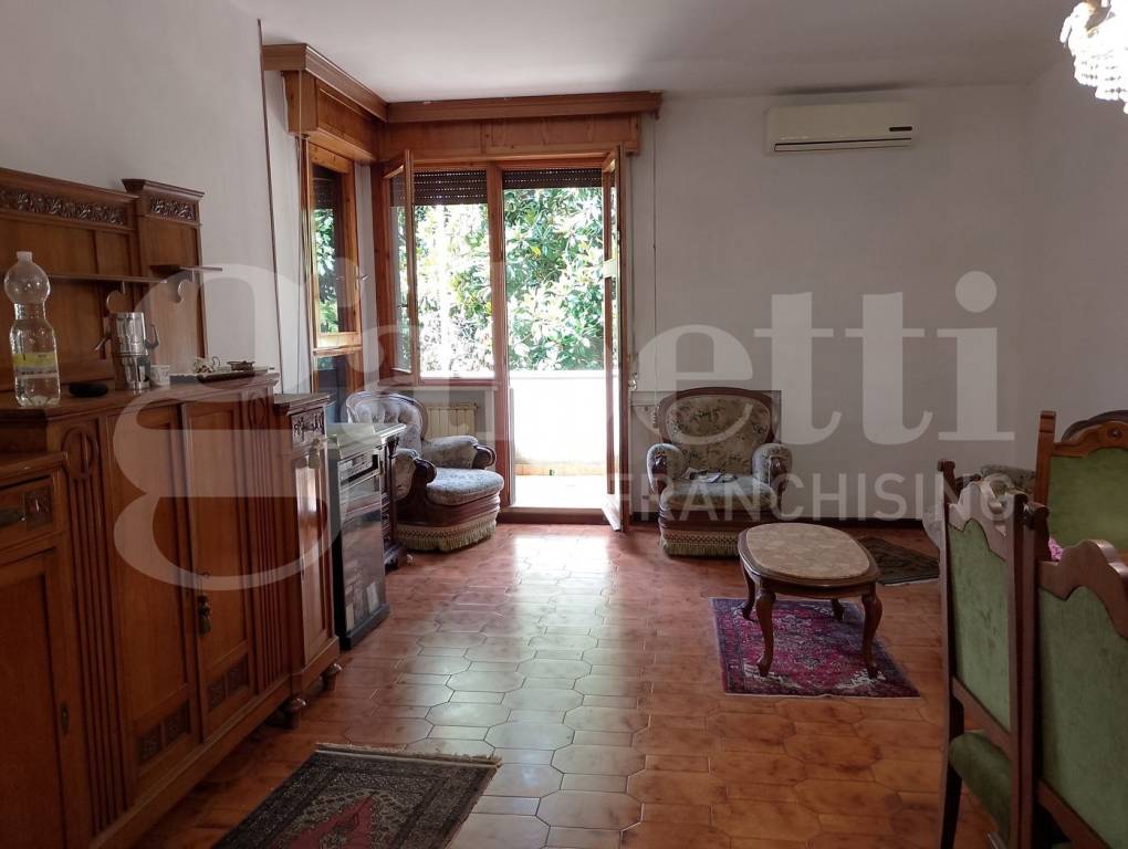 appartamento in vendita a Rovigo in zona Commenda