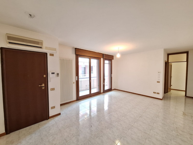 appartamento in vendita a Rovigo in zona Centro Storico