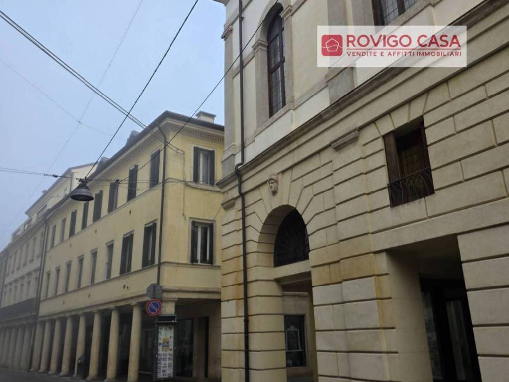 negozio in vendita a Rovigo in zona Centro Storico