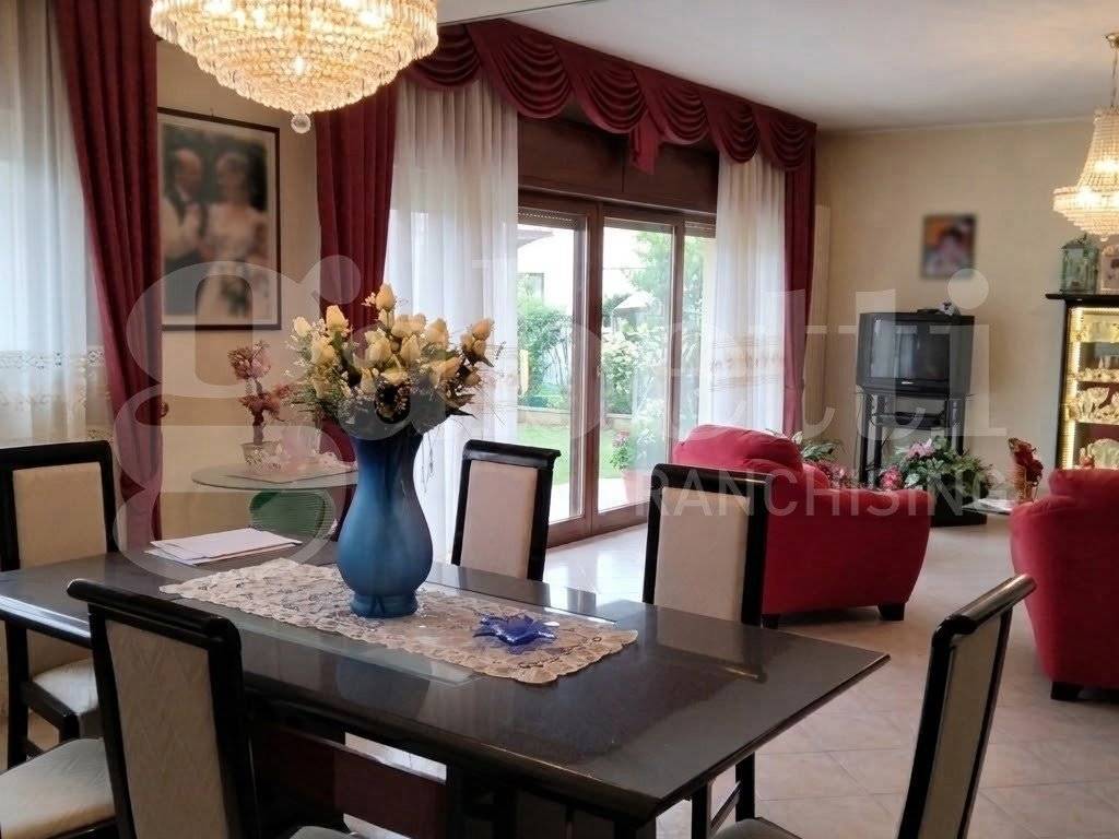 appartamento in vendita a Rovigo in zona Centro Storico