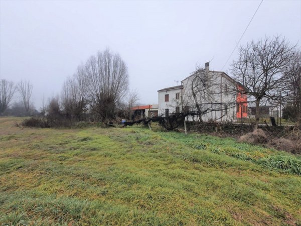 casa indipendente in vendita a Rovigo in zona Boara Polesine