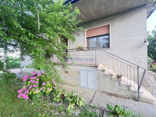 casa indipendente in vendita a Rovigo in zona Sant'Apollinare