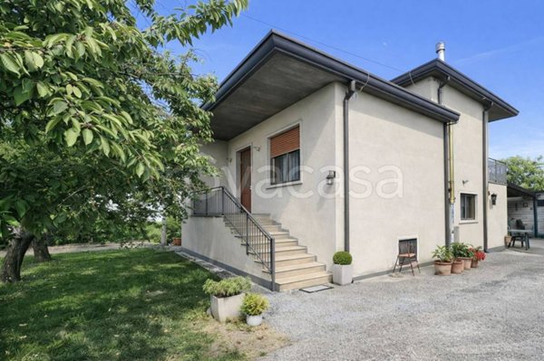 casa indipendente in vendita a Rovigo in zona Sant'Apollinare