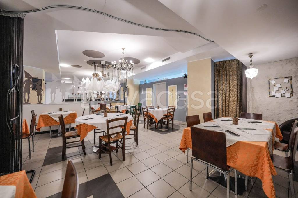 negozio in vendita a Rovigo in zona San Pio X