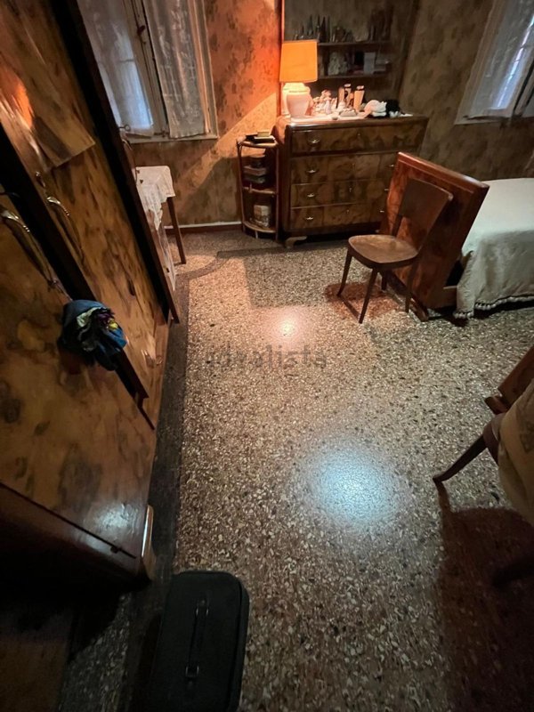 casa indipendente in vendita a Rovigo in zona Centro Storico