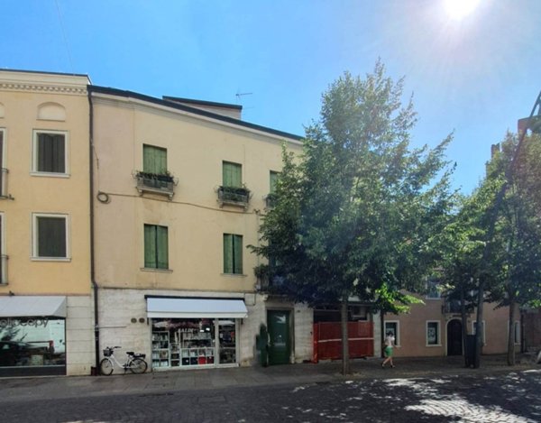 casa semindipendente in vendita a Rovigo in zona Centro Storico