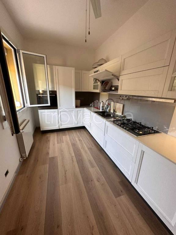appartamento in vendita a Rovigo in zona Commenda