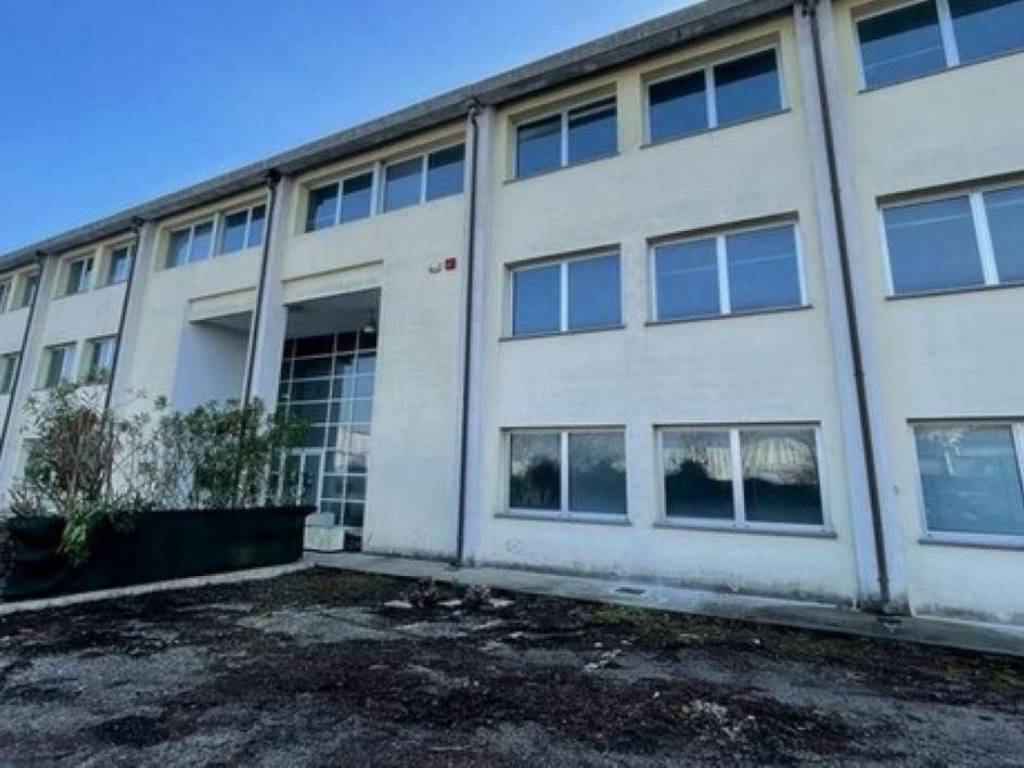ufficio in vendita a Rovigo in zona Borsea